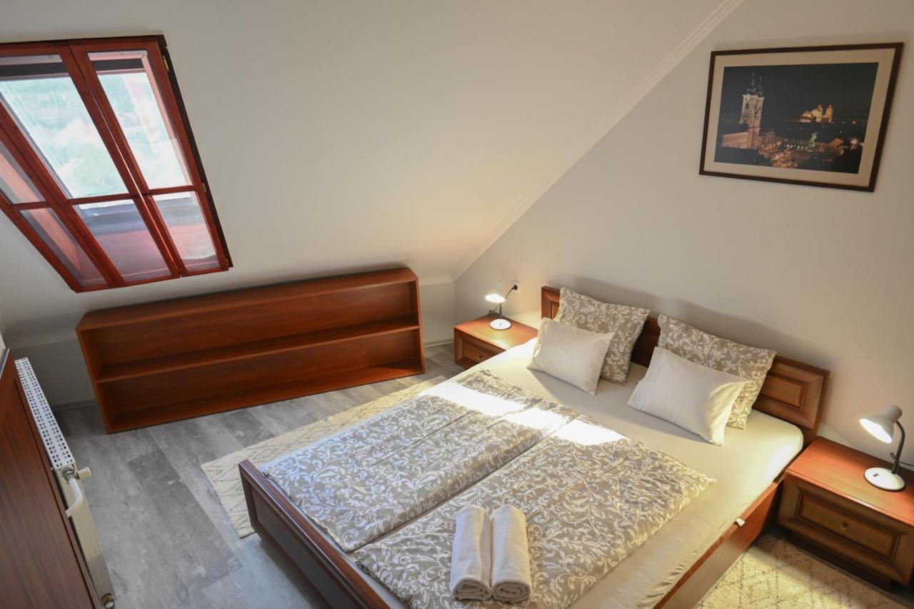 Borbarat Vendeghaz Villa Eger Exterior photo